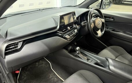 Toyota C-HR I рестайлинг, 2018 год, 1 957 000 рублей, 14 фотография