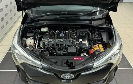 Toyota C-HR I рестайлинг, 2018 год, 1 957 000 рублей, 7 фотография