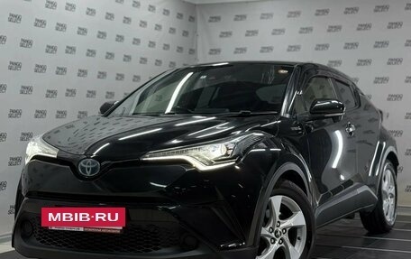 Toyota C-HR I рестайлинг, 2018 год, 1 957 000 рублей, 11 фотография