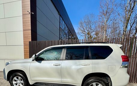 Toyota Land Cruiser Prado 150 рестайлинг 2, 2012 год, 3 050 000 рублей, 3 фотография