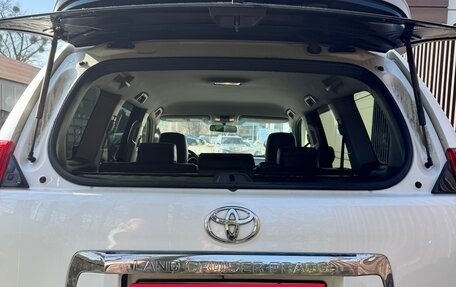 Toyota Land Cruiser Prado 150 рестайлинг 2, 2012 год, 3 050 000 рублей, 6 фотография
