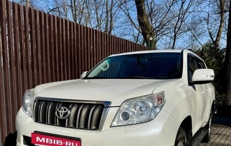 Toyota Land Cruiser Prado 150 рестайлинг 2, 2012 год, 3 050 000 рублей, 7 фотография