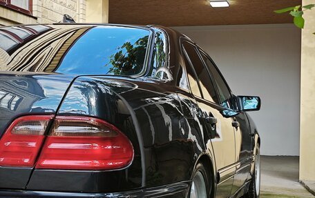 Mercedes-Benz E-Класс, 1998 год, 410 000 рублей, 5 фотография