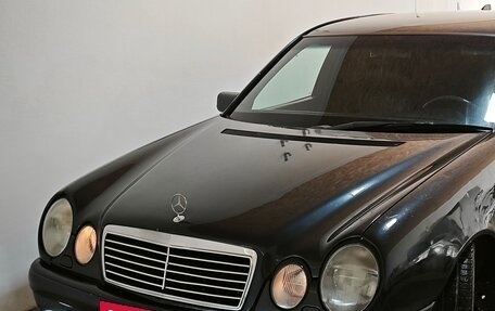 Mercedes-Benz E-Класс, 1998 год, 410 000 рублей, 8 фотография