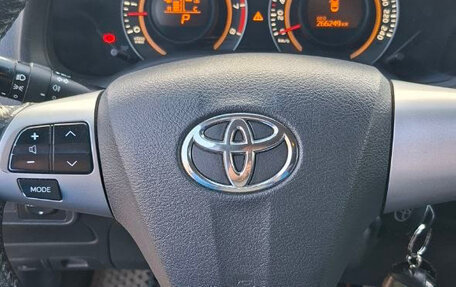 Toyota Corolla, 2011 год, 880 000 рублей, 3 фотография
