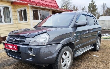 Hyundai Tucson III, 2008 год, 735 000 рублей, 1 фотография