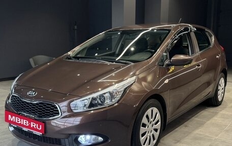 KIA cee'd III, 2013 год, 1 180 000 рублей, 2 фотография