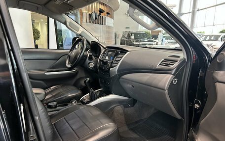 Mitsubishi L200 IV рестайлинг, 2015 год, 2 104 000 рублей, 15 фотография