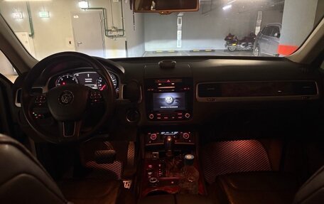Volkswagen Touareg III, 2013 год, 2 000 000 рублей, 7 фотография