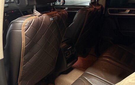 Volkswagen Touareg III, 2013 год, 2 000 000 рублей, 8 фотография