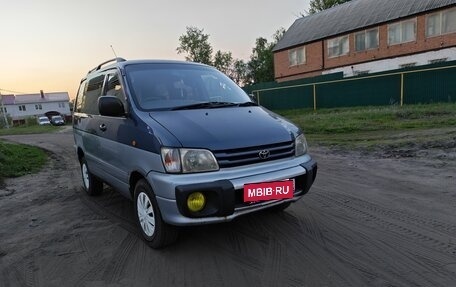 Toyota Town Ace III, 1997 год, 580 000 рублей, 2 фотография