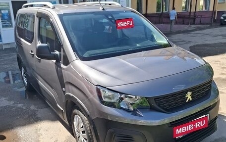 Peugeot Rifter I, 2019 год, 1 650 000 рублей, 3 фотография