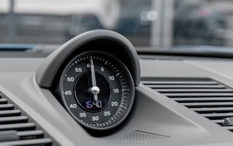 Porsche 911, 2021 год, 13 987 000 рублей, 18 фотография