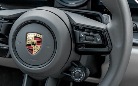 Porsche 911, 2021 год, 13 987 000 рублей, 30 фотография