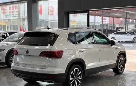 Volkswagen Tharu, 2022 год, 1 600 000 рублей, 4 фотография