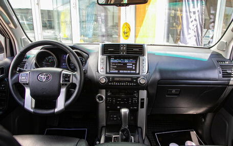 Toyota Land Cruiser Prado 150 рестайлинг 2, 2012 год, 2 995 000 рублей, 19 фотография