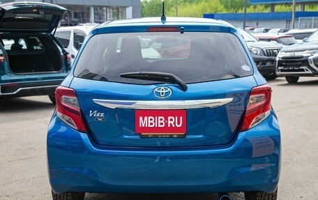 Toyota Vitz, 2014 год, 738 000 рублей, 9 фотография