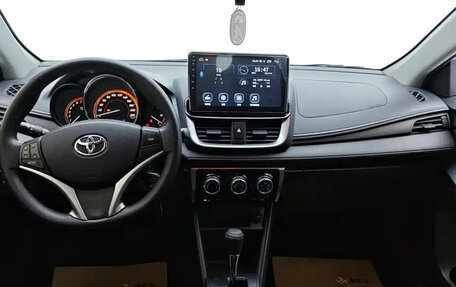 Toyota Yaris XP150 рестайлинг, 2022 год, 1 034 360 рублей, 12 фотография