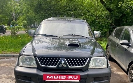 Mitsubishi L200 III рестайлинг, 2005 год, 505 000 рублей, 2 фотография