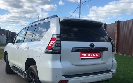 Toyota Land Cruiser Prado 150 рестайлинг 2, 2020 год, 5 900 000 рублей, 7 фотография