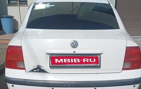Volkswagen Passat B5+ рестайлинг, 1996 год, 210 000 рублей, 2 фотография