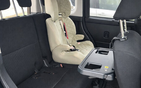 Toyota Roomy I, 2017 год, 910 000 рублей, 5 фотография