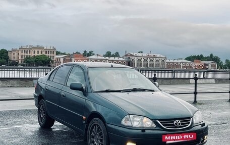 Toyota Avensis III рестайлинг, 2001 год, 350 000 рублей, 3 фотография