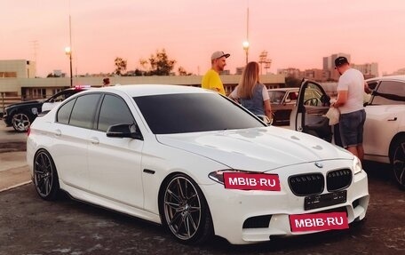 BMW 5 серия, 2015 год, 2 250 000 рублей, 1 фотография