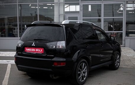 Mitsubishi Outlander III рестайлинг 3, 2011 год, 1 150 000 рублей, 2 фотография