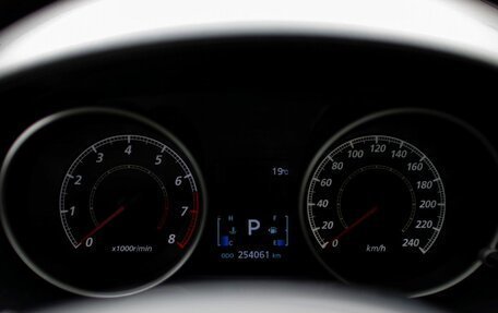 Mitsubishi Outlander III рестайлинг 3, 2011 год, 1 150 000 рублей, 13 фотография