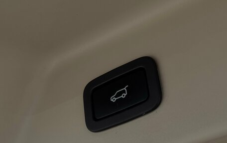Land Rover Range Rover IV рестайлинг, 2018 год, 5 190 000 рублей, 37 фотография