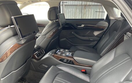 Audi A8, 2011 год, 2 100 000 рублей, 3 фотография
