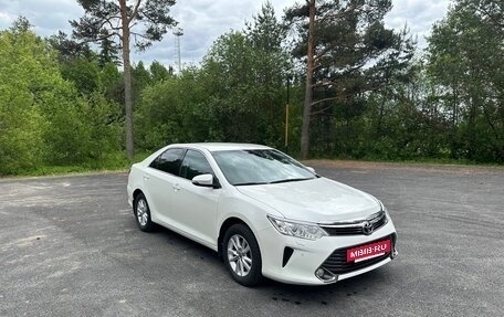 Toyota Camry, 2015 год, 1 780 000 рублей, 7 фотография