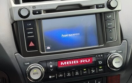 Toyota Land Cruiser Prado 150 рестайлинг 2, 2014 год, 3 680 000 рублей, 33 фотография
