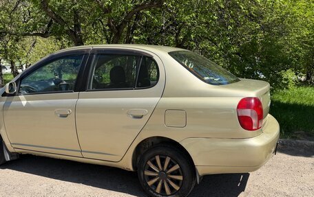 Toyota Platz, 2000 год, 425 000 рублей, 6 фотография