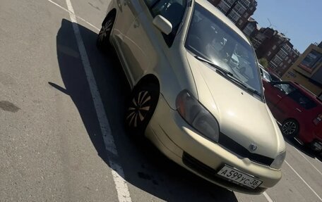 Toyota Platz, 2000 год, 425 000 рублей, 2 фотография