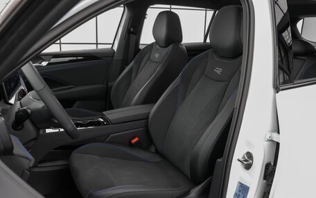 Volkswagen Tiguan II, 2026 год, 4 950 000 рублей, 11 фотография