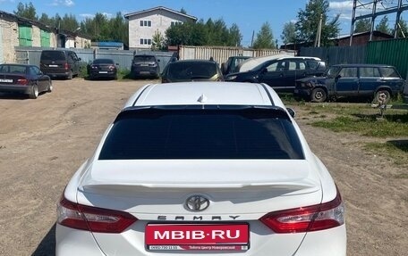 Toyota Camry, 2021 год, 3 000 000 рублей, 1 фотография