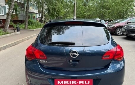Opel Astra J, 2011 год, 500 000 рублей, 4 фотография