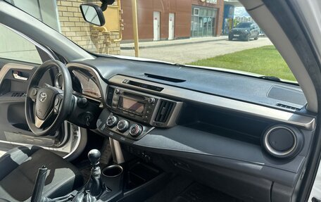 Toyota RAV4, 2013 год, 1 780 000 рублей, 10 фотография