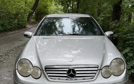 Mercedes-Benz C-Класс, 2002 год, 370 000 рублей, 1 фотография