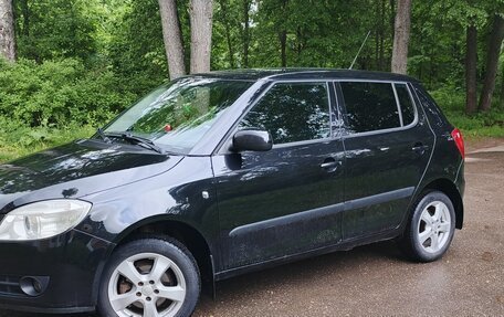 Skoda Fabia II, 2009 год, 690 000 рублей, 2 фотография