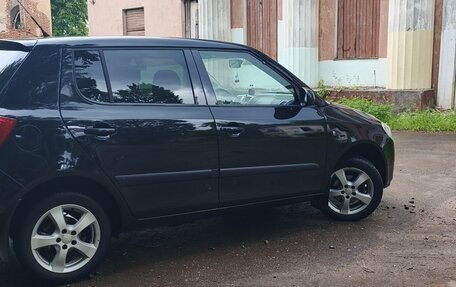 Skoda Fabia II, 2009 год, 690 000 рублей, 4 фотография
