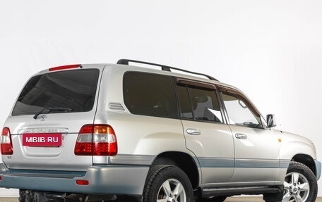 Toyota Land Cruiser 100 рестайлинг 2, 2007 год, 2 339 000 рублей, 7 фотография