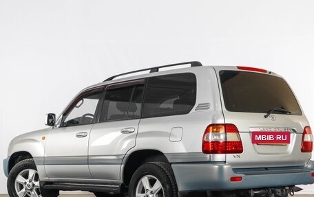 Toyota Land Cruiser 100 рестайлинг 2, 2007 год, 2 339 000 рублей, 5 фотография