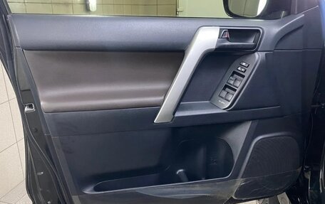 Toyota Land Cruiser Prado 150 рестайлинг 2, 2020 год, 5 970 000 рублей, 10 фотография