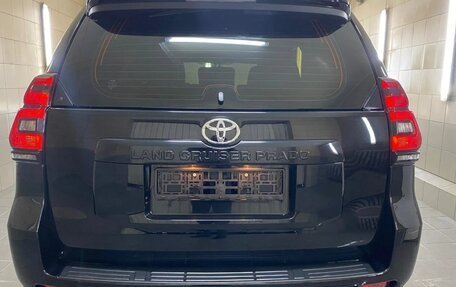 Toyota Land Cruiser Prado 150 рестайлинг 2, 2020 год, 5 970 000 рублей, 19 фотография