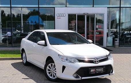 Toyota Camry, 2016 год, 1 490 000 рублей, 3 фотография