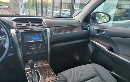 Toyota Camry, 2016 год, 1 490 000 рублей, 18 фотография