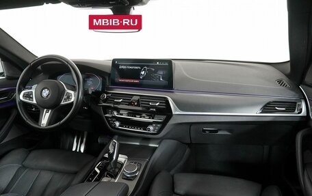 BMW 5 серия, 2020 год, 4 990 000 рублей, 14 фотография
